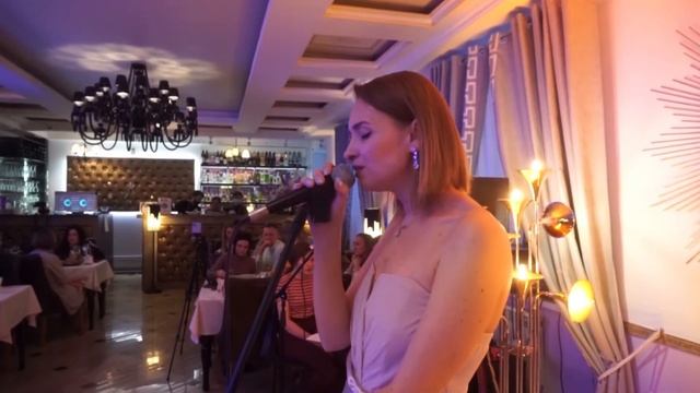 Музыкальные вечера в кафе Энигма смотреть онлайн