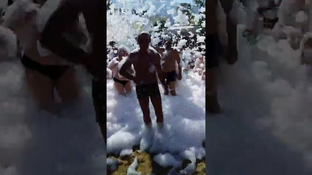 Пенная вечеринка в отеле Турция смотреть онлайн