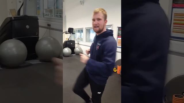 Example of Dynamic/Static Stretch Warm Up: смотреть онлайн