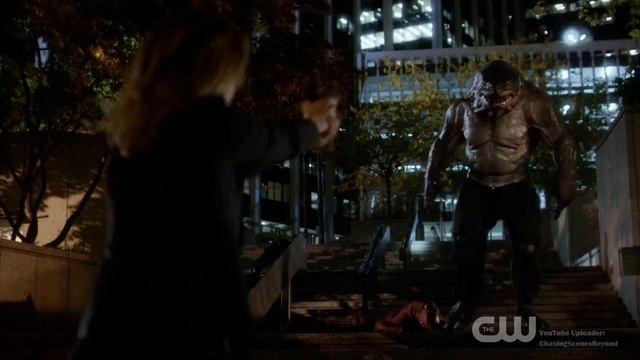 The Flash 2x04: King Shark appears and Harrison Wells returns смотреть онлайн
