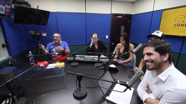 KARAOKE: EL ABOGADO- PEPE PONCHO - EL LOCO QUE AMA - BARNIE - MEME UFFFF смотреть онлайн
