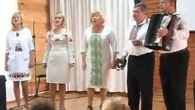 Ансамбль Жива пісня Ой у полі криниченька смотреть онлайн