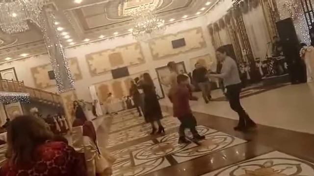 Туй Мурод Зонг смотреть онлайн