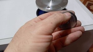 станок для заточки ножей мясорубок, машинок для стрижки и любых ножей и ножниц.