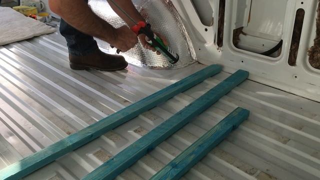 Insulate your van floor the right way. Sprinter van build. смотреть онлайн