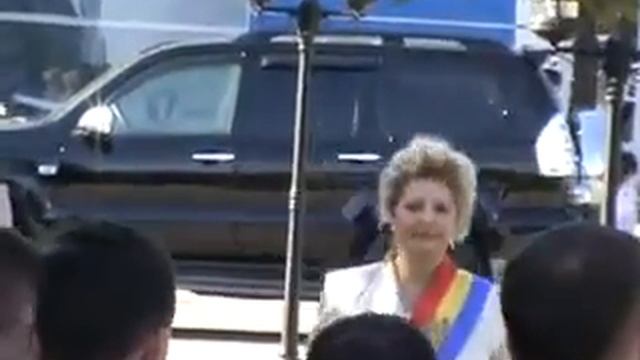 Бракосочетание на Аллее классиков в Бельцах смотреть онлайн