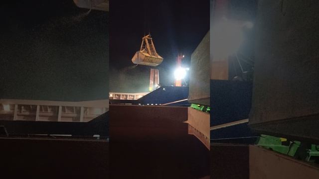 работа в море крановщика