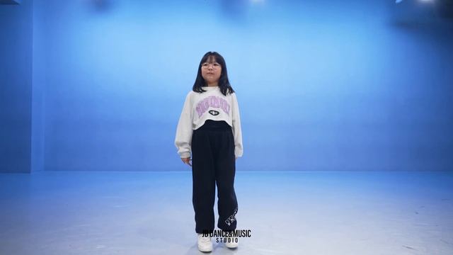 [Kids K-POP COVER] LE SSERAFIM (르세라핌) - Smart / 제이비댄스 키즈방송댄스반 смотреть онлайн