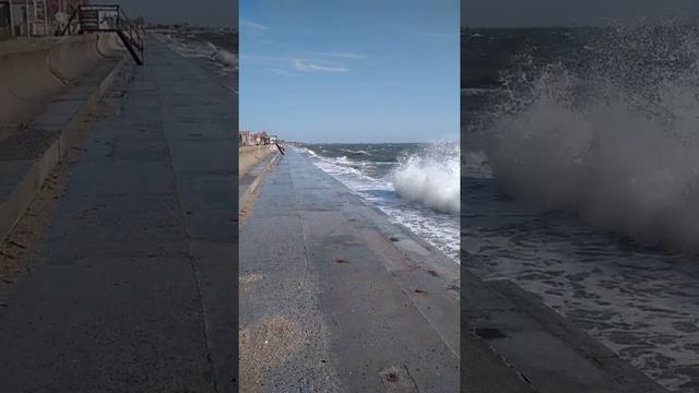 Возле гостиницы. смотреть онлайн