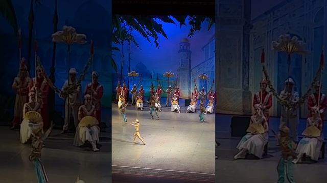 Золотой божок - Луис Эдуардо Франко, Баядерка 8.06.24 #большойтеатр #ballet #балет смотреть онлайн