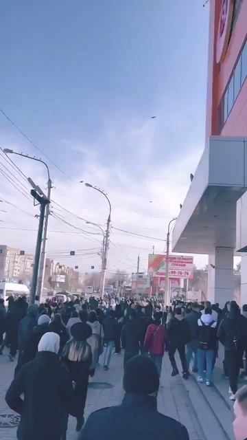Астрахань вывели народ из ярмарки смотреть онлайн