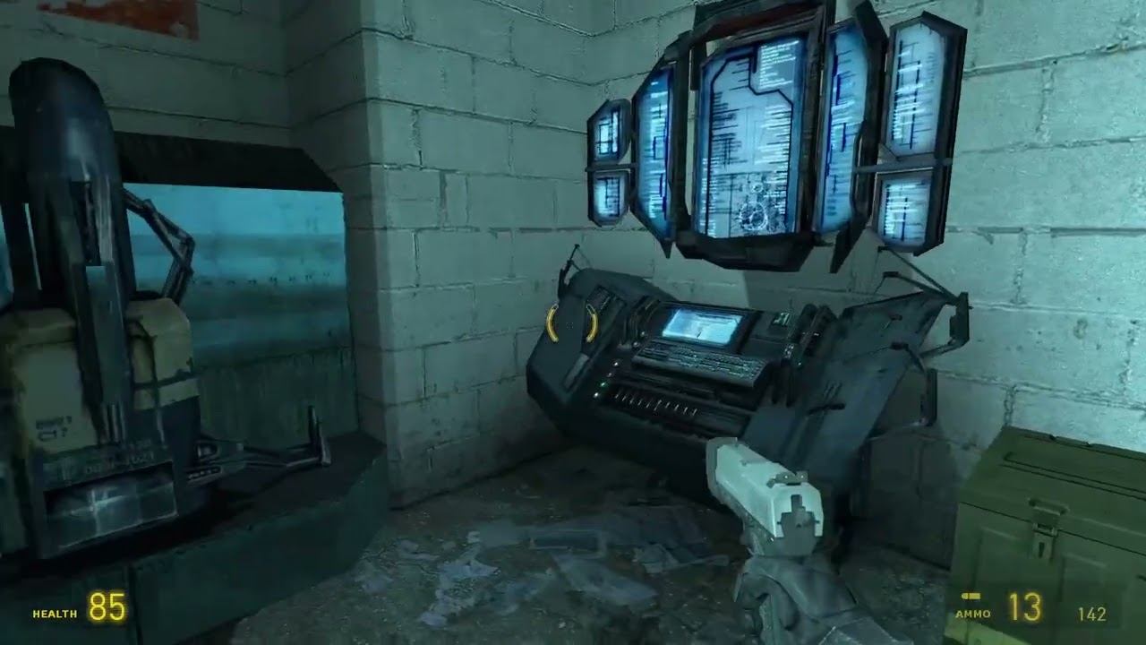 Half-Life 2 (Walkthrough) - Water Hazard