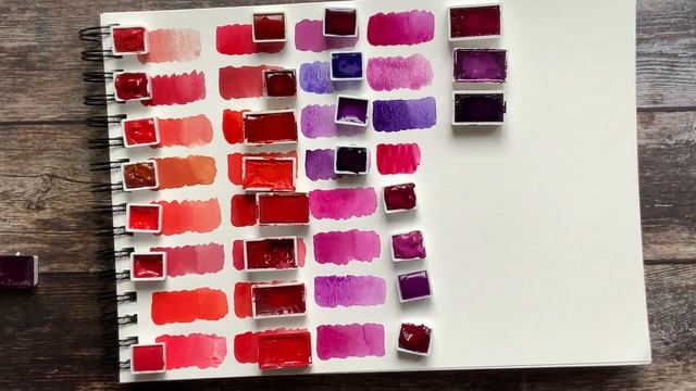 Roman Szmal, Sennelier, Schmincke, Daler Rowney, White Nights, Holbein Red/pink/violet Watercolors