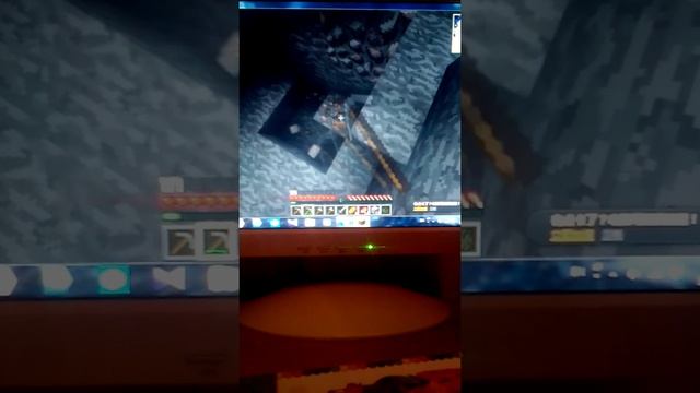 Игра Minecraft 2 часть поход в шахту смотреть онлайн