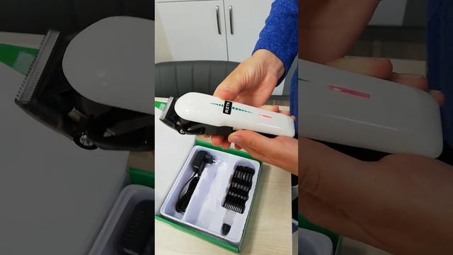 Розпакування машинки для стрижки HC 2000Li з Rozetka смотреть онлайн