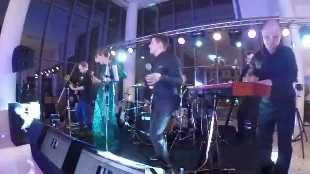 Зажигательные музыканты на праздник смотреть онлайн