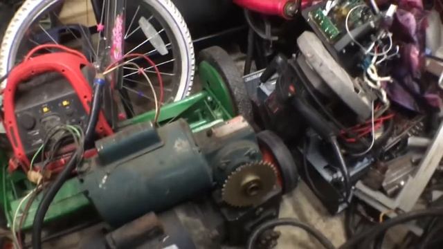 Unloading 1Ton of Electric Motors