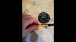 Ремонт ножного насоса. Шланг насоса. Манометр насоса.