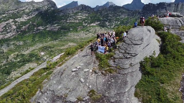 Корпоративный поход в Ергаки, Хакасия.ру. 2023-07-22 смотреть онлайн