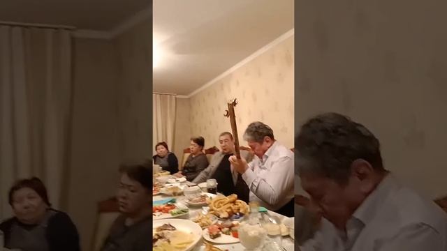 Служаки Жаркента смотреть онлайн