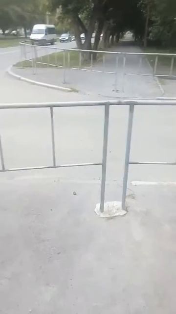 Вот такие тротуары в Тюмени на ул Энергетиков . смотреть онлайн