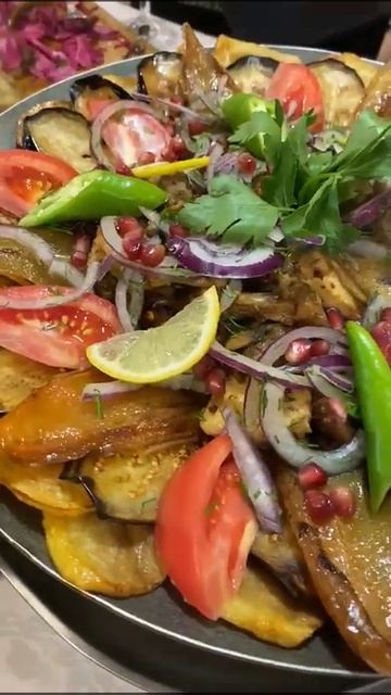 Кафе Тбилисо - блюдо Садж смотреть онлайн