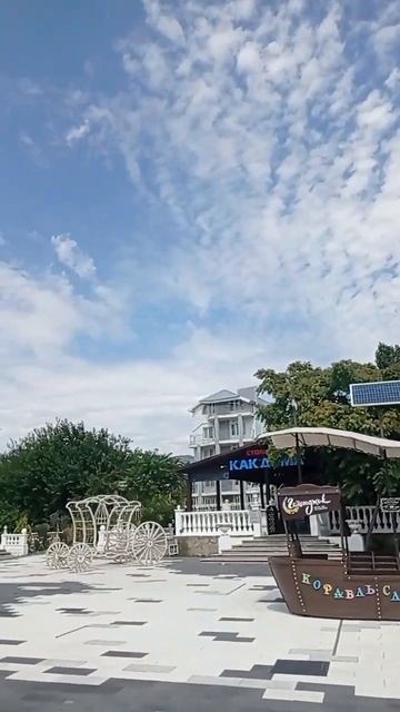 Кабардинка! Вечером наверное здесь танцпол! класс! смотреть онлайн