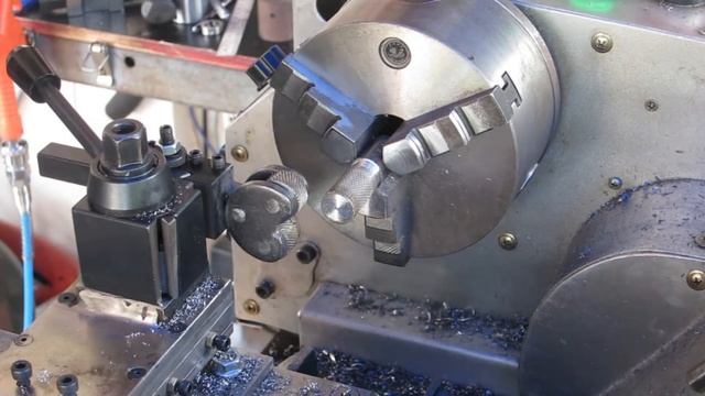 MHW Episode 13 - Threading Button Die Holders for my Mini Lathe смотреть онлайн