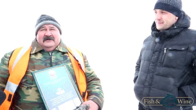 Вручение сертификата от ресторана Fish&Wine смотреть онлайн