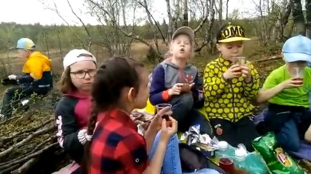 Что мы делаем в лесу? (Летний клуб StartUM) смотреть онлайн