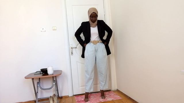How I Style Loose Pants/Baggy Jeans | LAILA UMUTONI смотреть онлайн