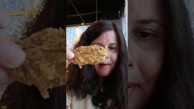 Rostic's пробуем курочку . #россия #фастфуд #курочка #вкусно #цена #перекус смотреть онлайн