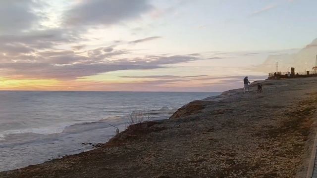 Анапа февраль 2023 закат на высоком берегу! смотреть онлайн