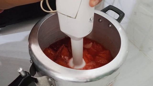 TOMATO KETCHUP SIAM DAN AWLSAM LEH TUI//TOMATO SAUCE SIAM DAN//SECRET KITCHEN MIZORAM 🫕 смотреть онлайн