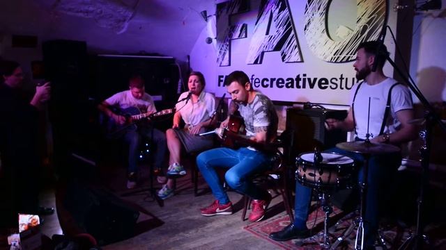 2016-01-23 Jenya Noble - Easier (acoustic live @ FAQ Cafe) FAQ Акустический рок концерт Москва смотреть онлайн
