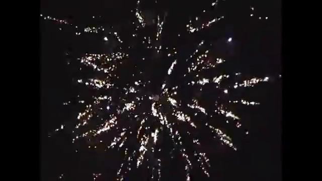 Фейерверк г. Литын кафе "Водограй" 07.10.2012г. смотреть онлайн