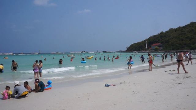 Tawaen Beach / Пляж Таваен смотреть онлайн