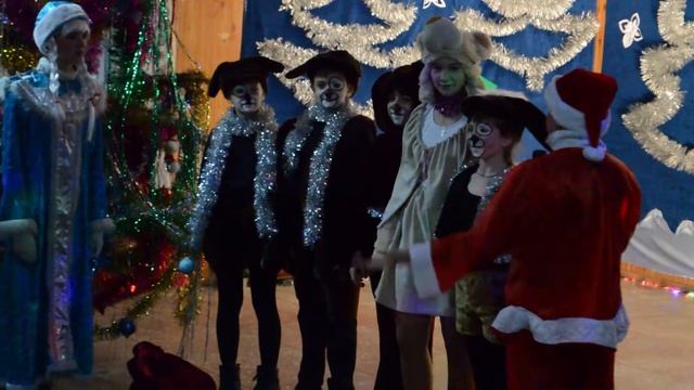 Фрагмент новогоднего утренника Щенячий Патруль смотреть онлайн