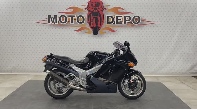 Kawasaki ZZ-R 1100 045636