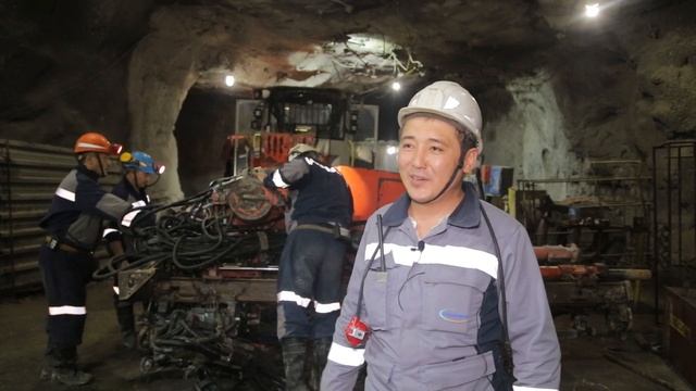 Өндіріс ұландары смотреть онлайн