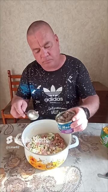 Вкуснейший салат для всей семьи.