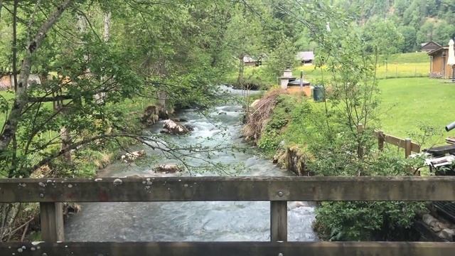 Seelische Campingplatz VORAUEN Switzerland Душевный Кемпинг в Швейцарии смотреть онлайн