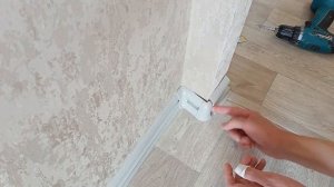 Установка плинтуса/ наружный угол. (НУЖНО КЛЕИТЬ?)