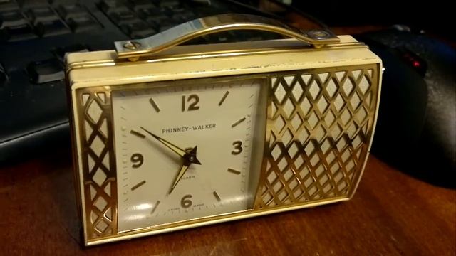 Phinney walker настольный будильник Swiss made смотреть онлайн