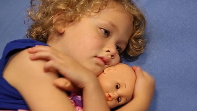 Трейлър към книгата „Хвърчило към рая“ (Книгомания) от Неделя Щонова смотреть онлайн