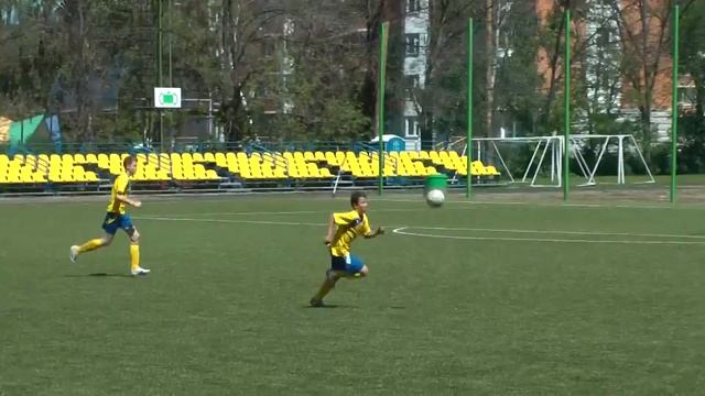 17 июня 2012 г. ДЮСШ 4 Некрасовка - Рублёво 01 тайм.mp4 смотреть онлайн