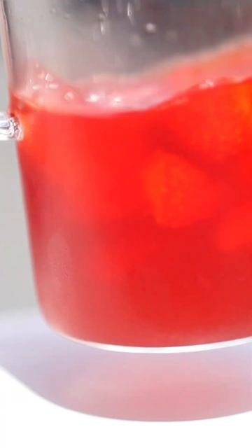 Юдзусю клубника (210 р.)! 🍓🍶 #japan #food #jpan смотреть онлайн