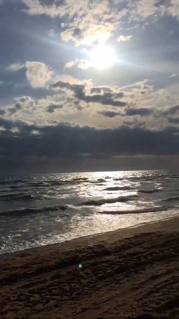 Море сегодня потрясающее красивое! (Анапа, Джемете, 11.05.22) смотреть онлайн