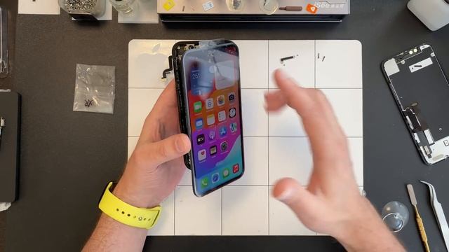 Не работает Фронтальная камера на XR - Шо делать?