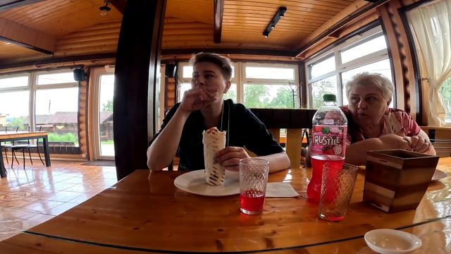 Честный обзор похода в кафе Плотвичкина заводь) смотреть онлайн